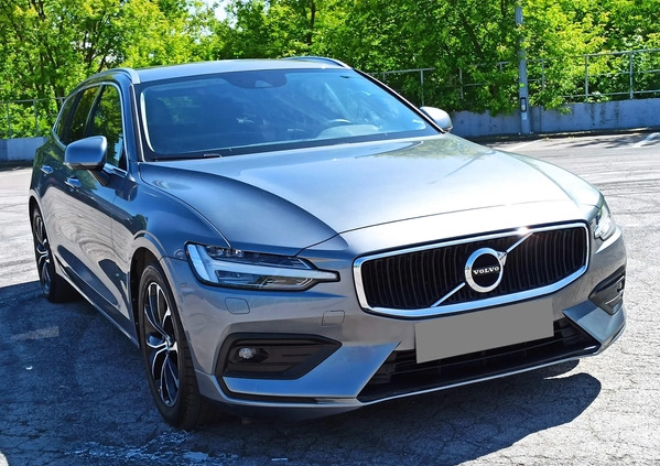 Volvo V60 cena 92900 przebieg: 60000, rok produkcji 2019 z Radom małe 781